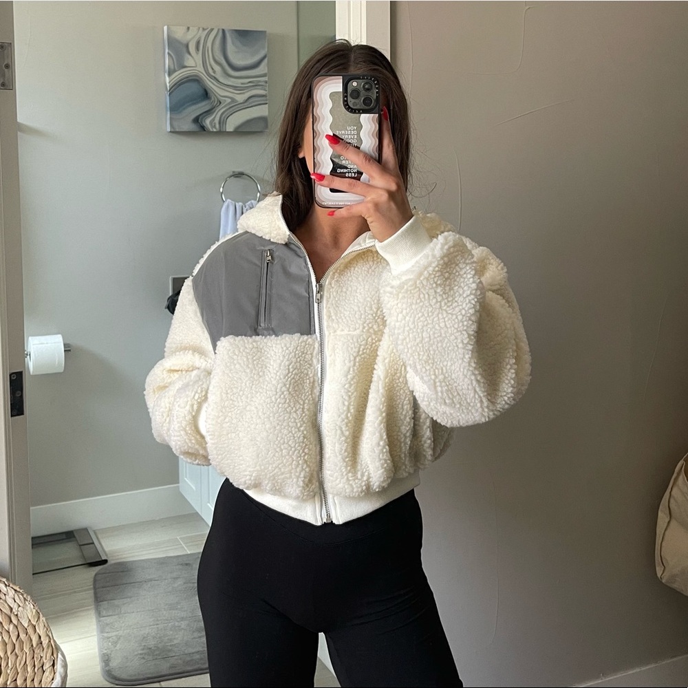 Missguided Crop Jacket size US 0 NWT